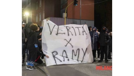 La manifestazione in memoria di Ramy Elgaml per 'una Milano antirazzista'