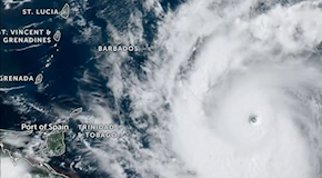 Cronaca meteo. L'uragano Beryl è sempre più vicino ai Caraibi, a due passi da Barbados e Grenada - Video