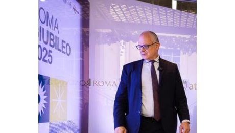 Roma, le pensiline Atac diventano smart. Gualtieri presenta 'Eterna'