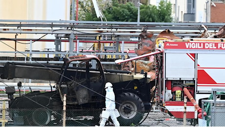 Esplosione di Calenzano, la Procura: «Lavori durante lo scarico di carburante, c'è stata una chiara inosservanza delle procedure»