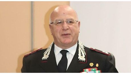 Oreste Liporace, chi è il generale dei carabinieri arrestato: champagne per brindare con l’amico che lo corrompeva