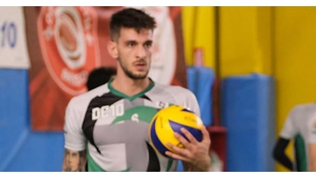 Malore al torneo di pallavolo, muore a 32 anni Danilo Cremona