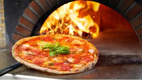 La pizza è sempre più cara: in sei anni +18,3% | La più costosa a Reggio Emilia