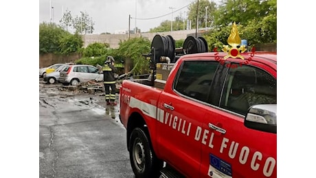 Maltempo, nubifragi e allagamenti nel Catanese: gli interventi dei Vigili del Fuoco. FOTO