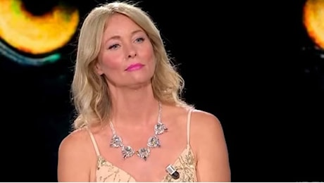 Belve, Flavia Vento: “Avrei voluto essere una vergine santa, l’anima di Leopardi mi ha dettato una poesia”