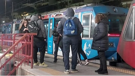 Legambiente, Pendolaria: Circumvesuviana tra le peggiori d’Italia. Male anche la Metro