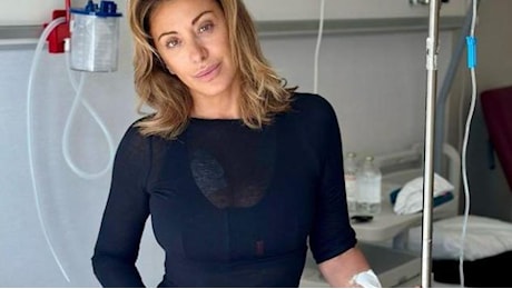 Sabrina Salerno: «Ho un tumore maligno al seno. L'ho scoperto con la mammografia. Oggi sarò operata»