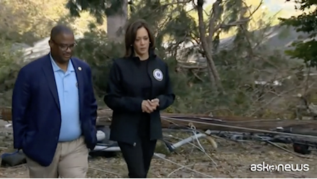 Kamala Harris nelle zone colpite dall’uragano Helene: «in arrivo aiuti»