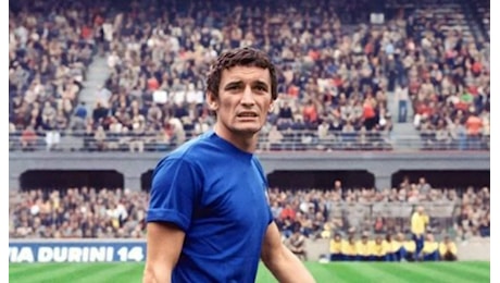 Italia-Francia, tributo a Gigi Riva: San Siro omaggia la leggenda azzurra