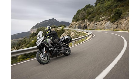 Prova Kawasaki Versys 1100: il piacere di guidare - Prove