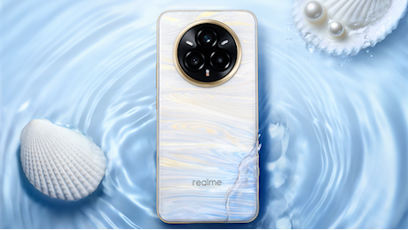 realme 14 Pro è il primo telefono al mondo che cambia colore con il freddo