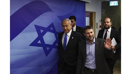 Dopo la cacciata di Gallant è Netanyahu contro tutti, anche in Israele