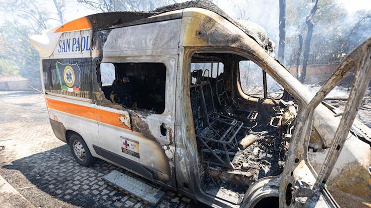 Esplosione a Roma, devastata la sede del 118: “Ora le ambulanze sono in una rimessa per camper” - la Repubblica Esplosione a Roma, devastata la sede del 118: “Ora le ambulanze sono in una rimessa per camper” - la Repubblica