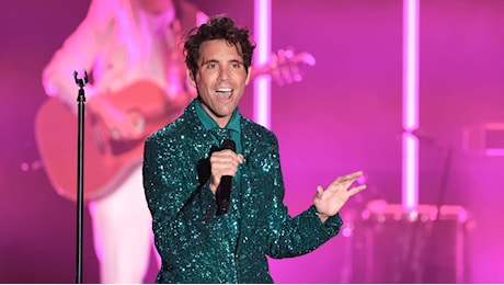 Mika: «Mi hanno cacciato da scuola, per sette mesi non ho parlato, ero dislessico, non sapevo leggere, non sapevo scrivere. Così ho cominciato a cantare»