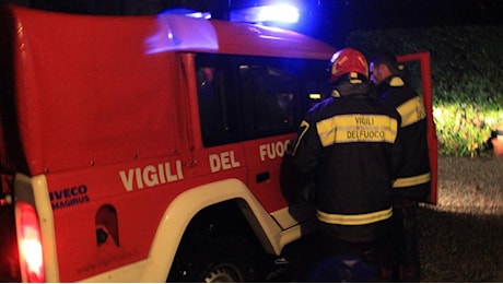 Bomba d’acqua sulla piana del Gaver, esondano affluenti del Caffaro: allagamenti e detriti in strada