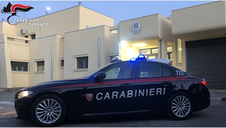 Spacciava in casa, 24enne in carcere