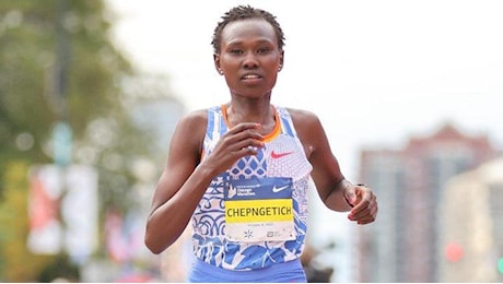 Ruth Chepngetich, record del mondo della maratona femminile a Chicago