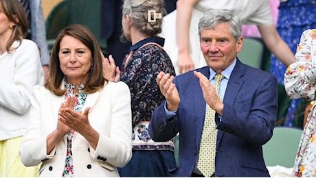 Carole e Michael Middleton sugli spalti di Wimbledon. Kate non c 'è: «La salute e il recupero della principessa sono prioritari
