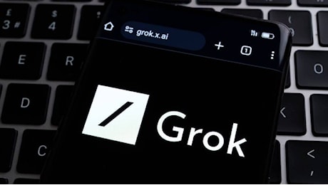 Grok è disponibile gratis per tutti, come usare l'AI di Elon Musk