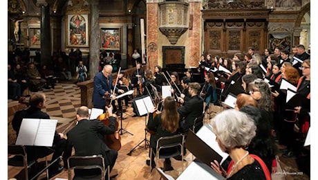 Concerto di Natale del Coro dell’UniPG insieme all’Orchestra giovanile da camera di A.Gi.Mus