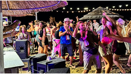 Notte Rosa: musica, fuochi e flash mob per un weekend di festa sul lungomare