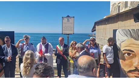 Ponte Morandi, Torre del Greco ricorda le vittime del crollo Giovanni, Matteo, Antonio e Gerardo