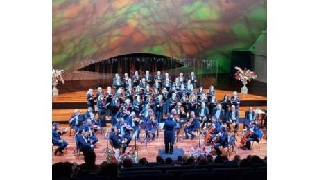 Natale a Napoli, al Duomo Gran Concerto dei Cantori di Posillipo