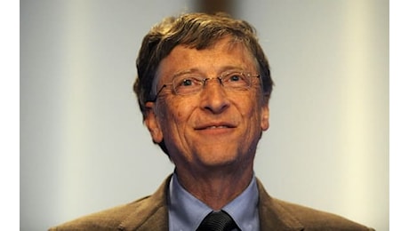 Bill Gates dona 200 miliardi e attacca Musk: “Con stop a UsAid uccide i bambini più poveri”