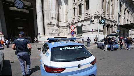 Milano, studente arriva in treno per il test all'università e viene pestato e rapinato in stazione Centrale: tre arrestati