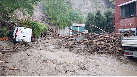 Disastro maltempo, le Misericordie toscane al lavoro nel bolognese