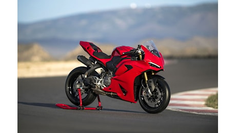 Ducati Panigale V2 2025: la vera erede della 916