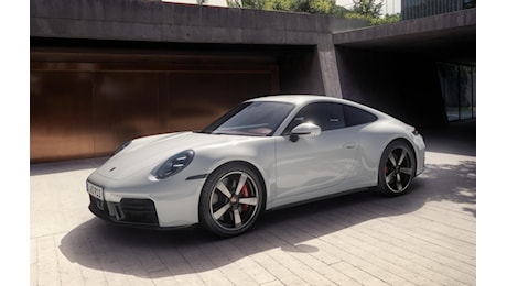 Porsche 911, torna la Carrera S con 480 CV. Niente cambio manuale