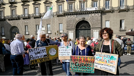 Ambiente, Napoli ultima tra le grandi città: rapporto la “condanna” su verde, isole pedonali, raccolta differenziata, qualità dell’aria