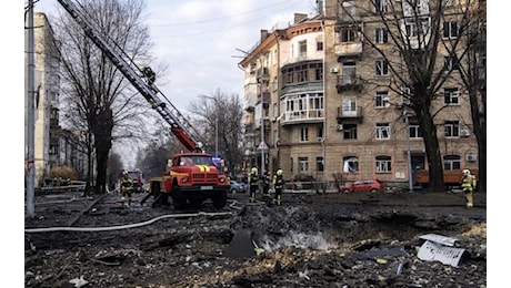 Guerra Russia Ucraina, il sindaco di Kiev: Abbattuti droni russi sulla capitale. LIVE