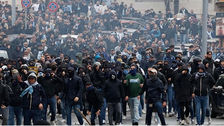 Il conto del derby di Roma: stop alle trasferte e sei arresti tra gli ultrà