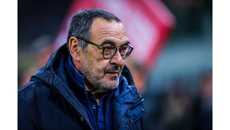 Dalla suggestione Fiorentina a un anno senza panchina. Ma Sarri aspetta la Serie A, che è ancora la sua priorità