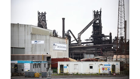 Per salvare l’acciaio Starmer nazionalizza l’ultimo altoforno britannico