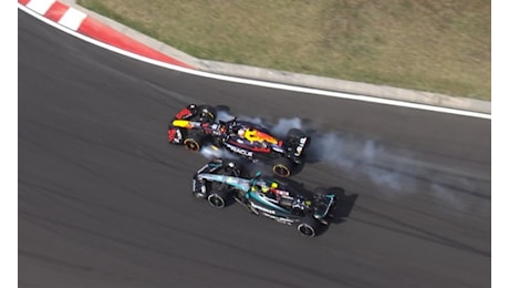 Hamilton torna sul contatto con Verstappen: «Nessun chiarimento e non so se ci sarà»