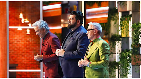 Masterchef, top e flop della prima puntata. Cannavacciuolo fuoriclasse (8), Locatelli ago della bilancia (6,5). Chiara Pavan agita gli chef (4,5)