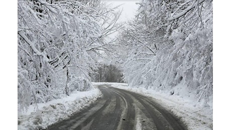 Meteo: maltempo fino a sabato, poi freddo Artico per Natale