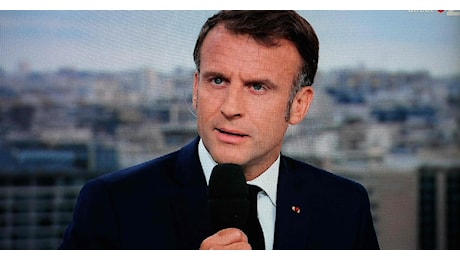 Macron: «Non nominerò nuovo premier prima di fine Giochi»