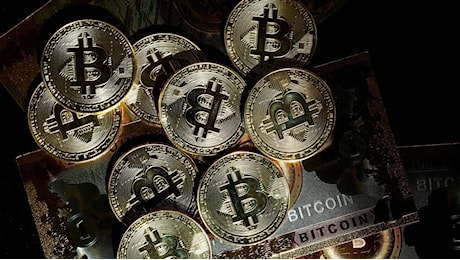 Bitcoin, quotazioni da record: ma almeno tre milioni sono andati perduti