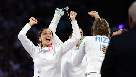 L'Italia è medaglia d'oro nella spada a squadre femminile! Francia superata all'overtime, Alberta Santuccio MVP
