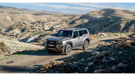 Toyota Land Cruiser, la storia del fuoristrada. Debutta la nuova generazione – FOTO