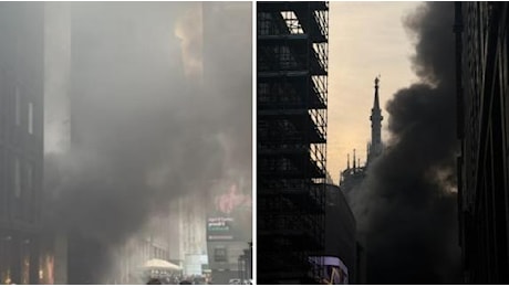 Incendio vicino al Duomo di Milano: il fumo nero si leva alto in centro città