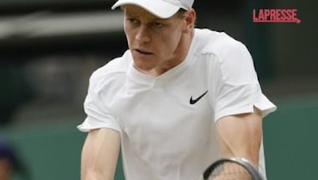 Wimbledon, Sinner ai quarti: Shelton sconfitto in tre set