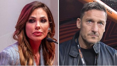 Ilary Blasi ha denunciato Totti: «Ha lasciato sola nostra figlia a casa. Durante una videochiamata ho scoperto che non c'era nessuno con lei»