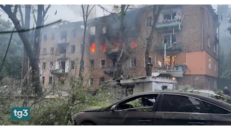 Bombe e morti a Kiev, notizie allarmanti per l'esercito ucraino dal Donbass: cade Chasiv Yar