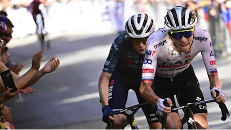Tour De France 2024, ordine d'arrivo quarta tappa Pinerolo-Valloires: vince Pogacar, di nuovo maglia gialla sul Galibier