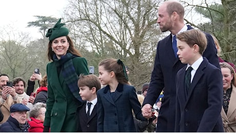 Tendenze Aggiornamenti live di oggi 26 dicembre 2024: Il look di Kate Middleton per il giorno di Natale: uno splendido cappotto verde smeraldo ruba i riflettori